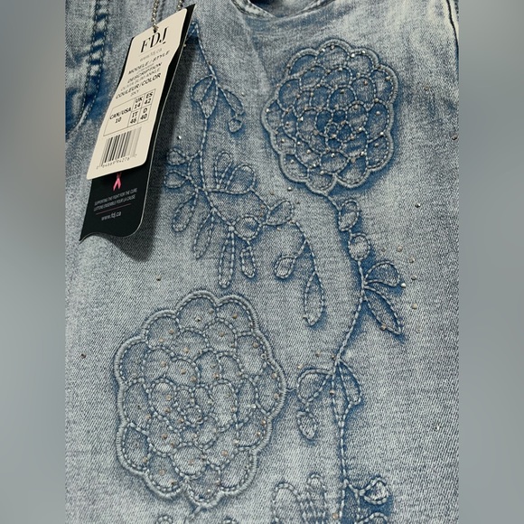 FDJ French Dressing Jeans Olivia Slim Ankle Sky Blue Floral Embroidered Jeans 10 - Picture 7 of 14